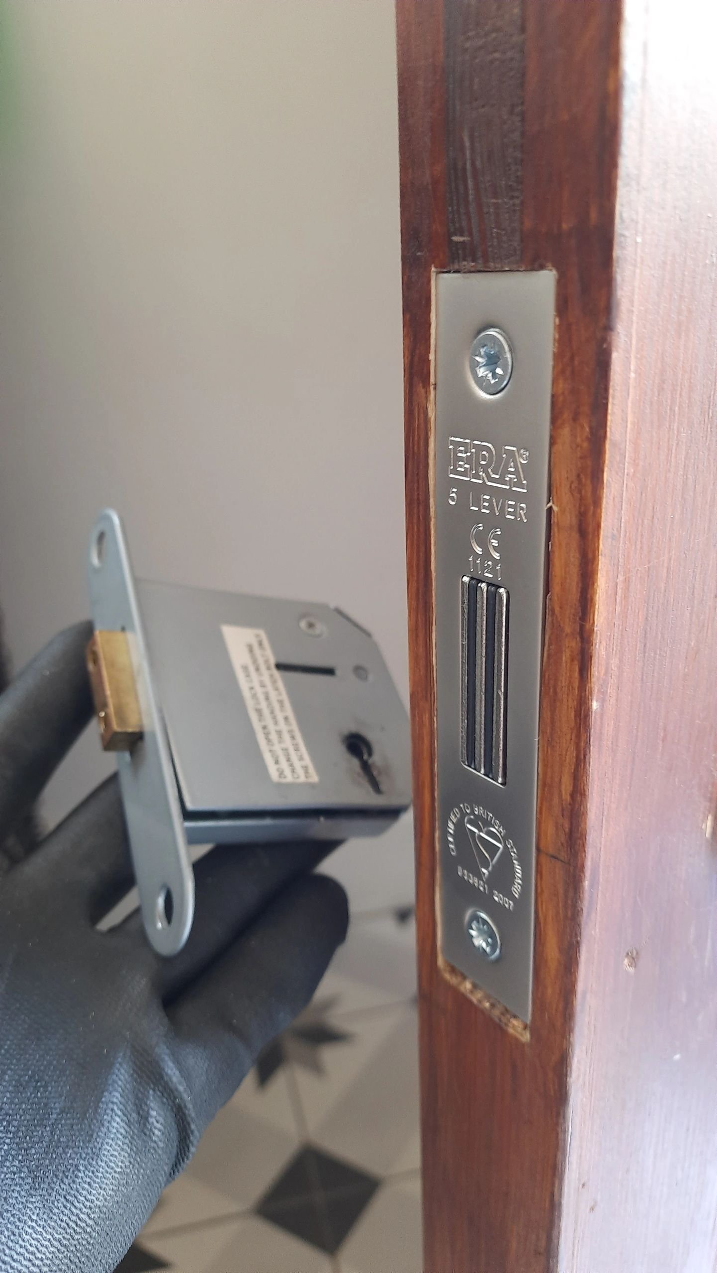 British Standard front door deadlock replacement in Twickenham