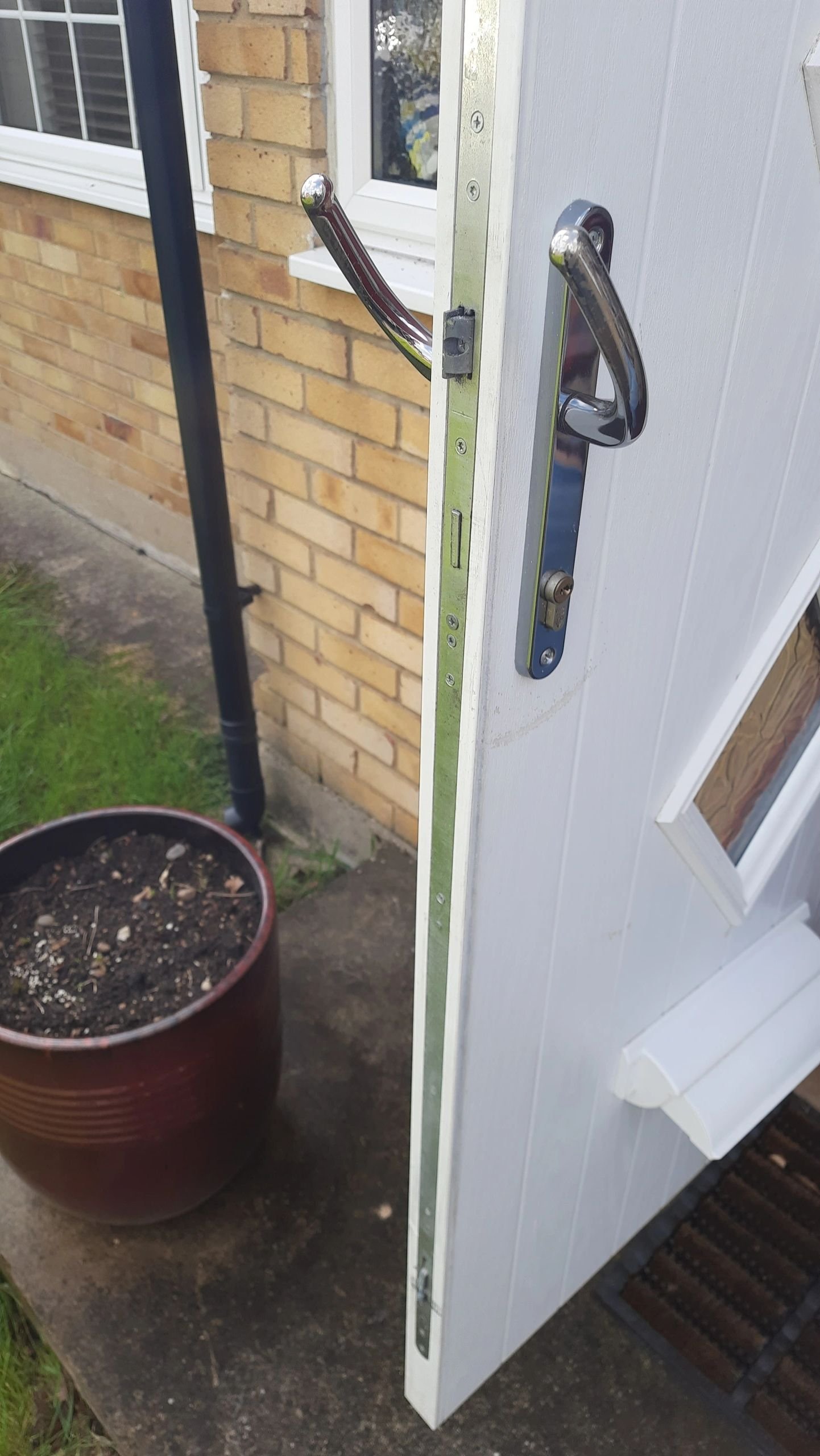 Failed multipoint locking mechanism from a front door in Staines